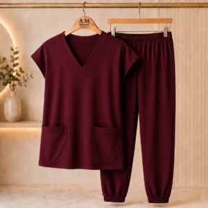 Scrub de Malha PV da Cor Bordo Feminino