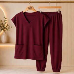 Conjunto Scrub da Cor Vinho Canelado - Feminino